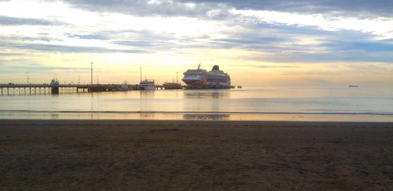 Apart Hotel Marina Puerto Madryn Exterior foto